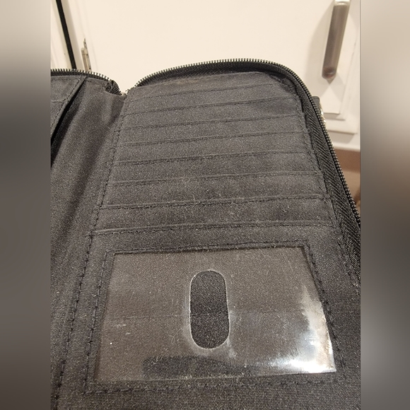 Cute Little Travel, Concert, or Night Out Purse - Picture 9 of 10